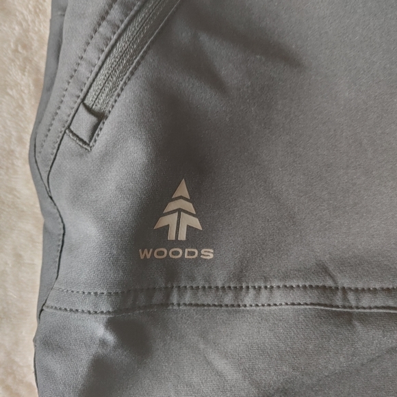 Shorts - Picture 4 of 6